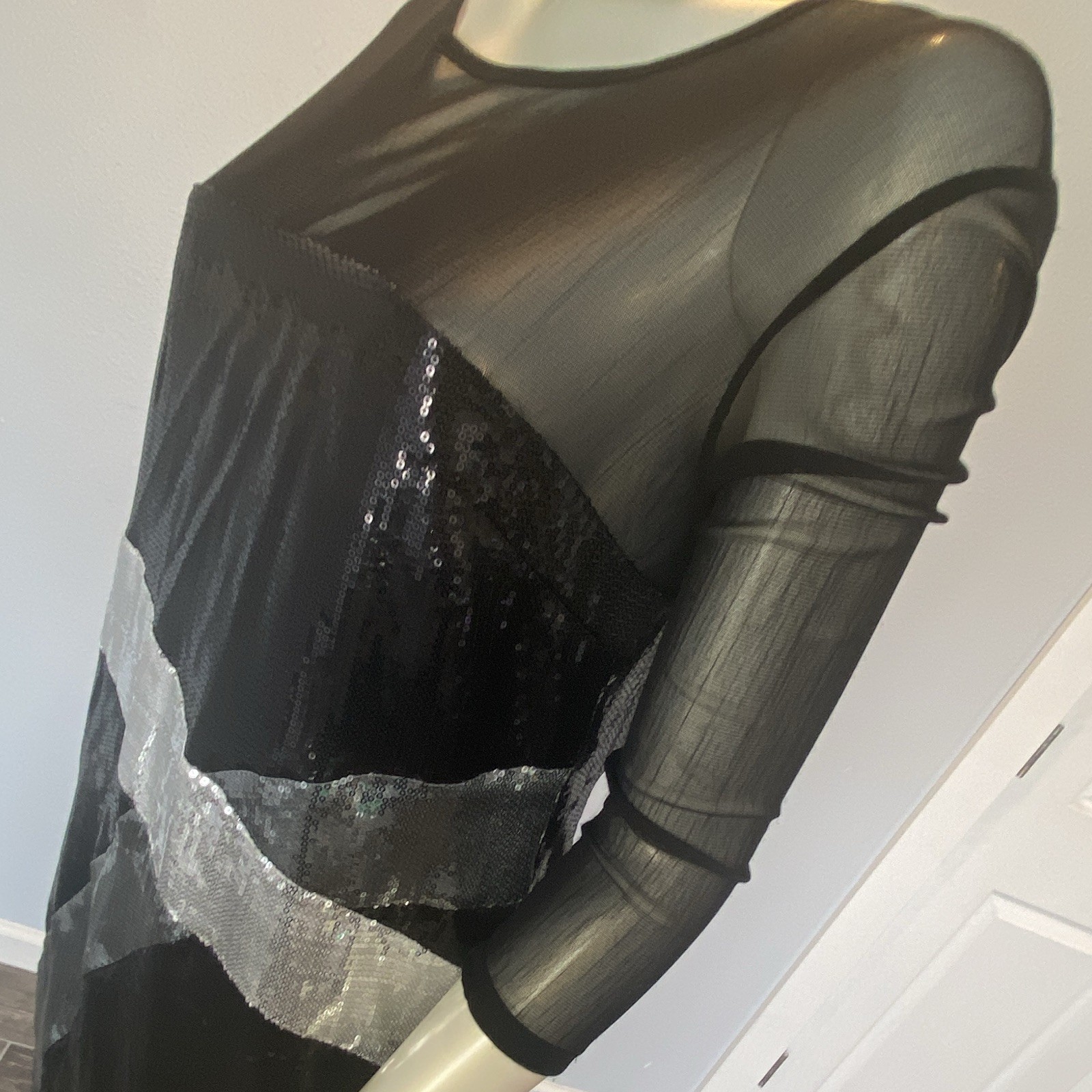 Argenti Black Silver Sequin Mesh Sheer 3/4 Sleeve Sheath Knee Dress 8