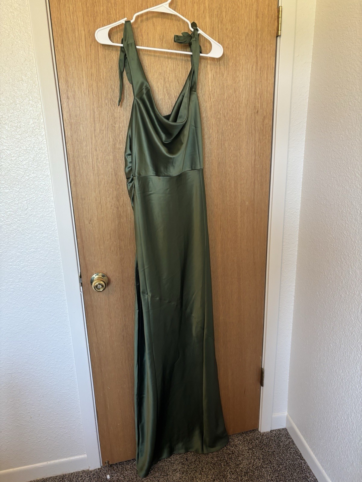 Petal & Pup Selma One Shoulder Satin Gown Olive Green Maxi Dress Size XL