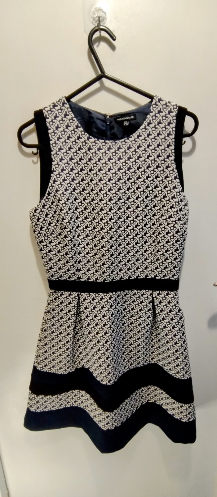 Warehouse Ladies Dress/Pinafore In Size UK 8 White/Navy/Black With Side Pockets