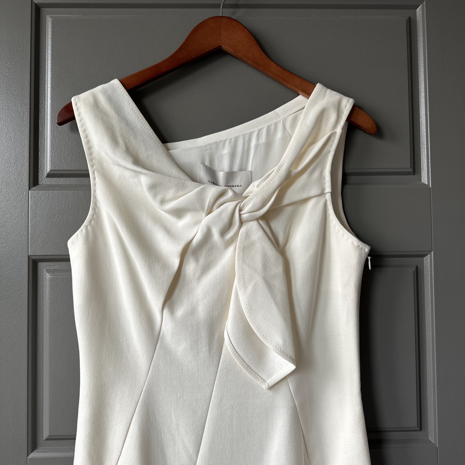 Carolina Herrera Wool midi dress size 10