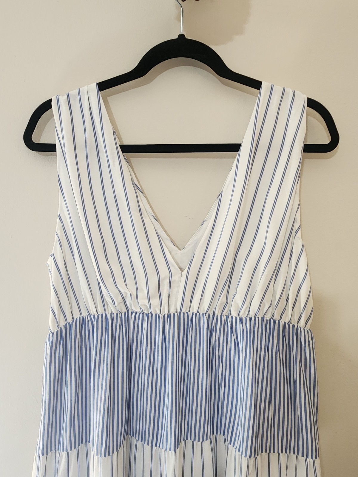 LOFT Blue & White Striped Tiered Double V Sleeveless Swing Dress Sz M