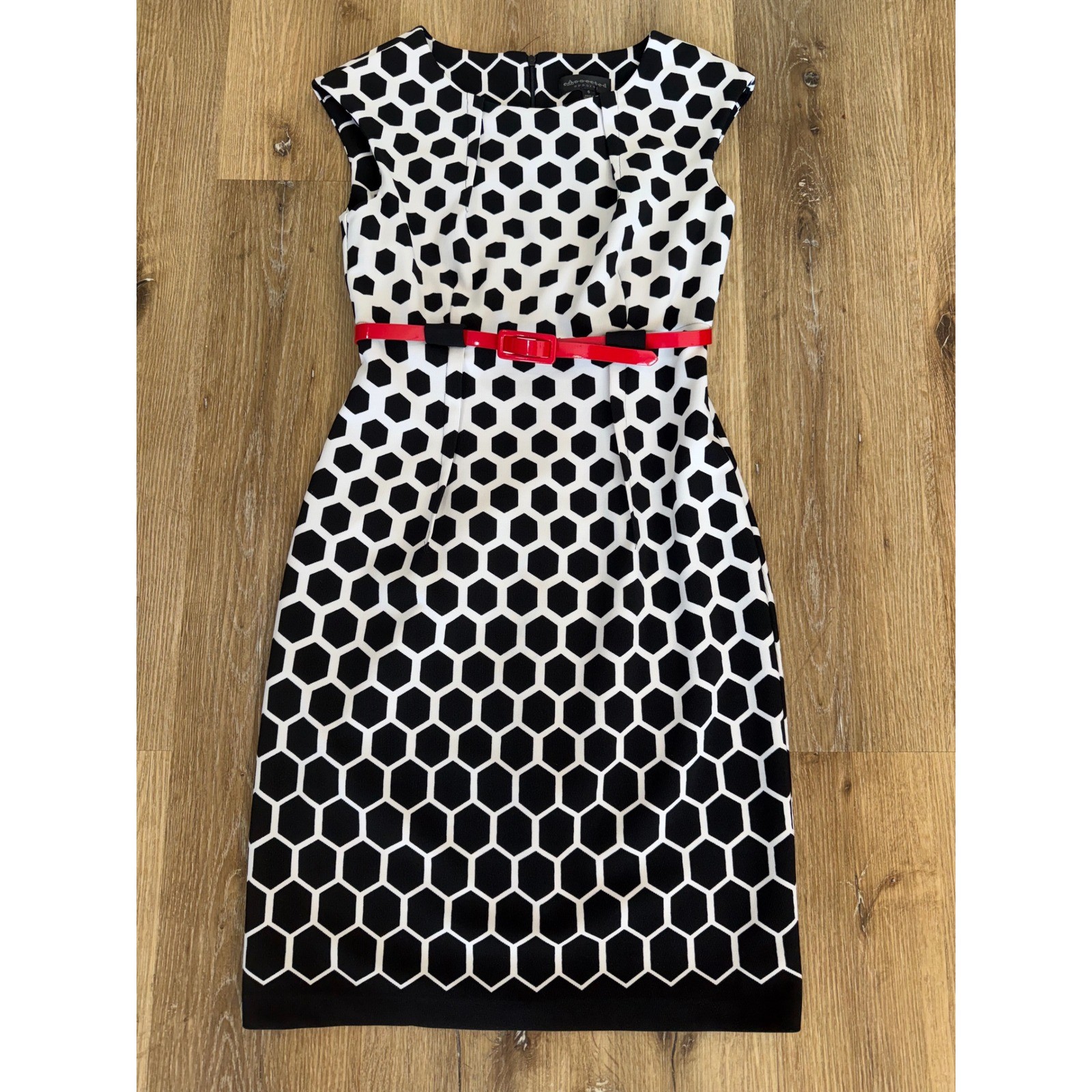 Geometric Minimalist Office Sheath Dress Womens 6 Black White Honeycomb Belted