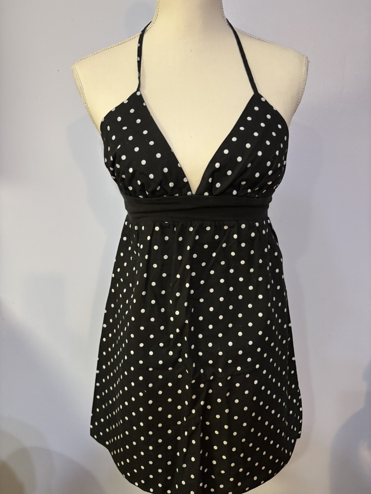 Wet Seal Empire Halter dress with neck ties Black/ White Polka Dots Sz M EUC