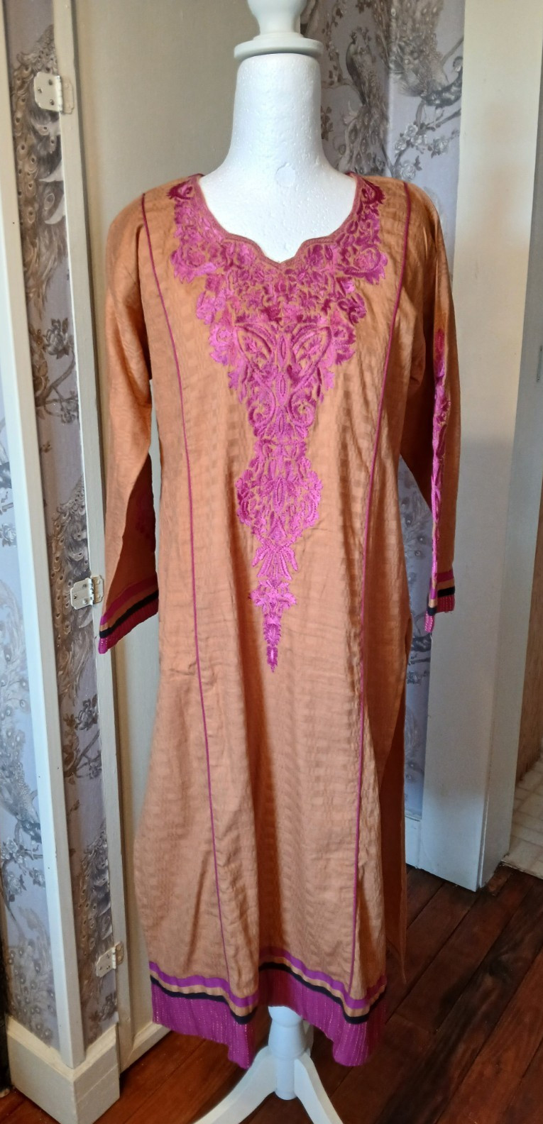 Kashmiri Phiran Tunic Brown w/pink Embroidery Size 42