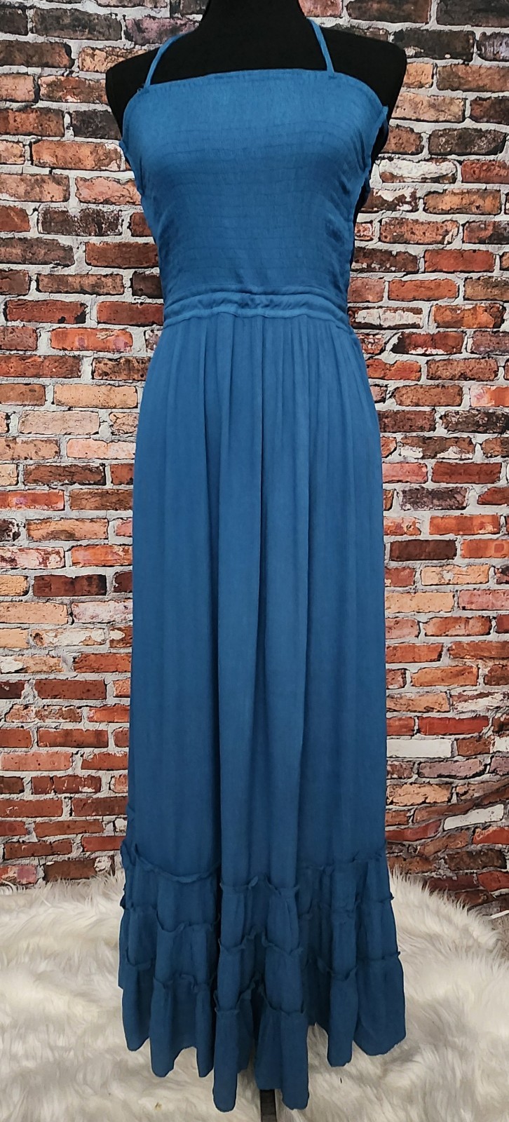 Maxi Dress Medium Tiered Halter Boho Festival Ruffles Cottagecore Coquette M