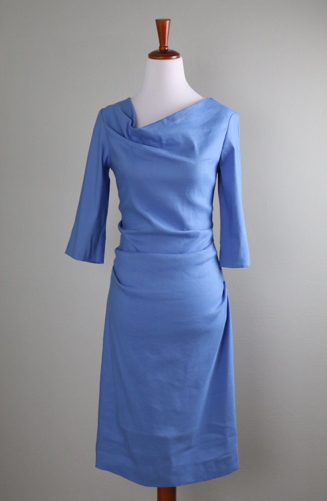 SARA CAMPBELL NWT $258 Solid Blue Limited Edition Pin Tuck Wiggle Dress Size 6
