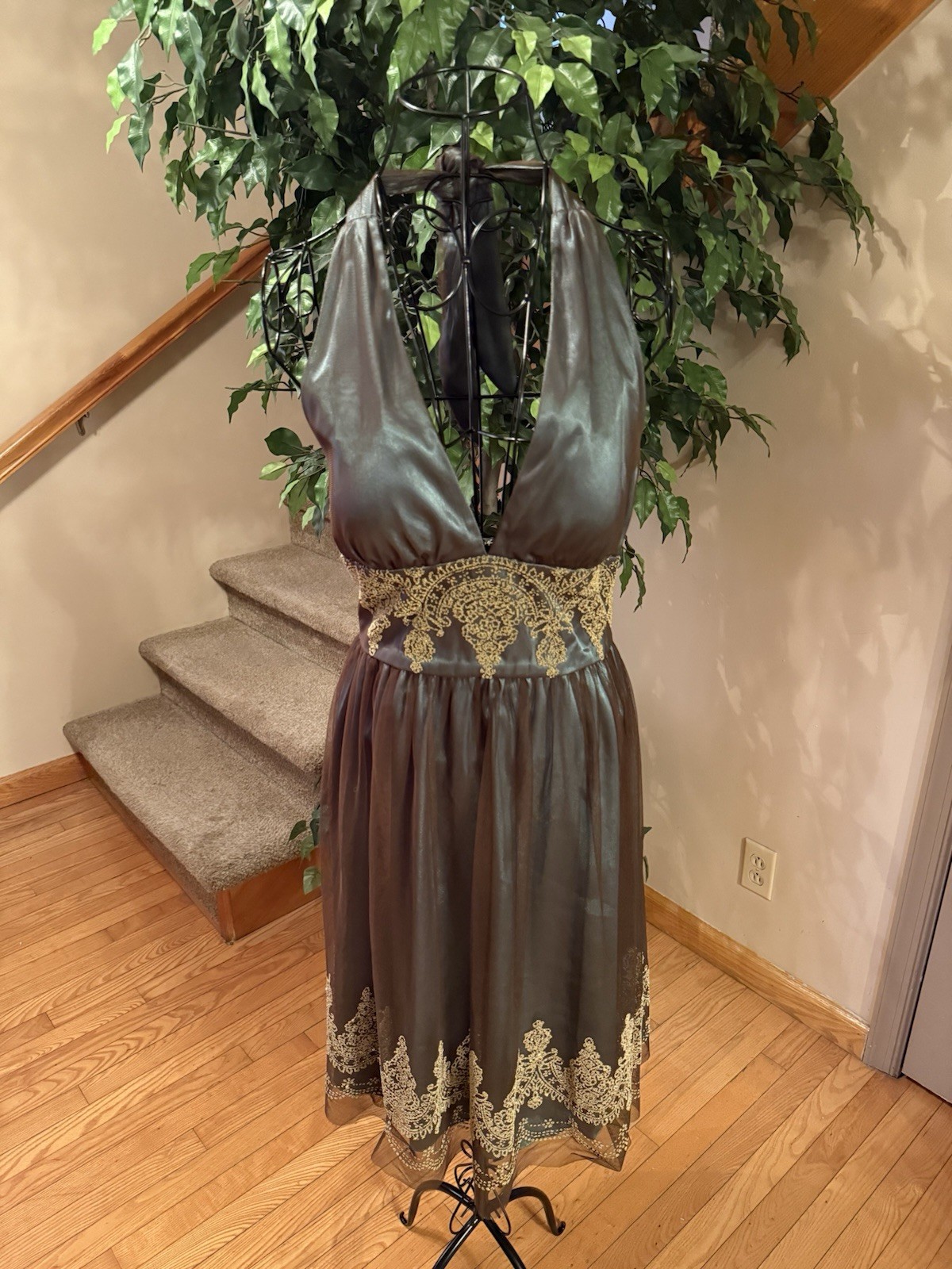 Adrianna Papell Boutique Satin Tulle Halter Dress Iridescent Green/Brown Size 6
