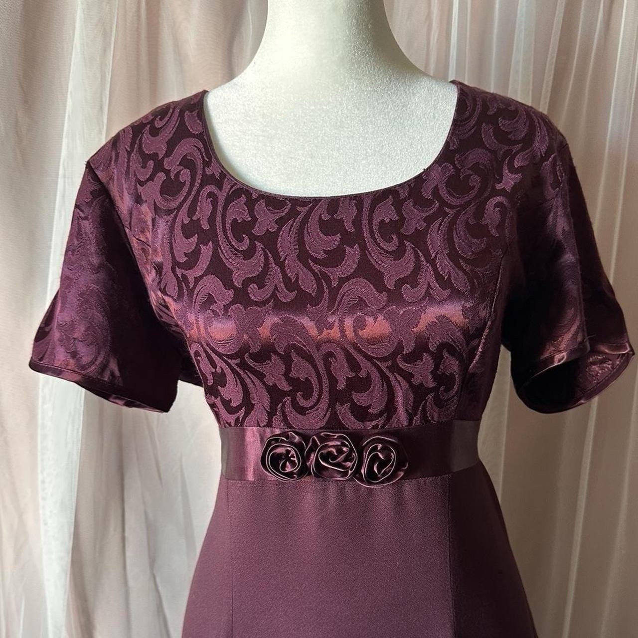 Vintage Burgundy satin regency era style maxi dress with short sleeves Size 9/10