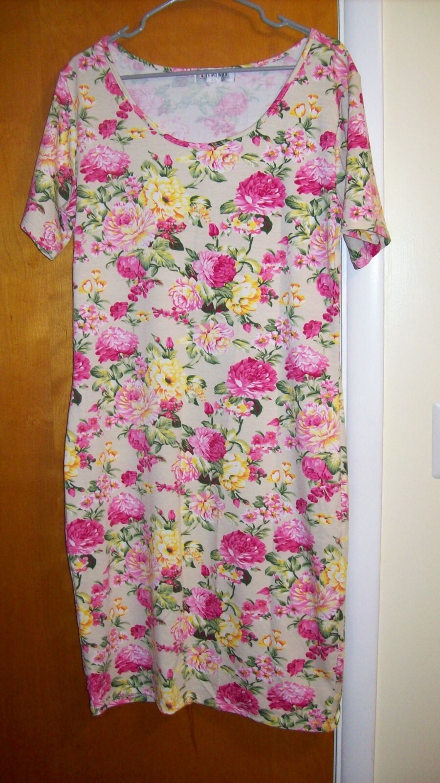Tom’s Ware Casual Printed Floral Beige Pink Green Fitted Maxi Dress – Sz 2X
