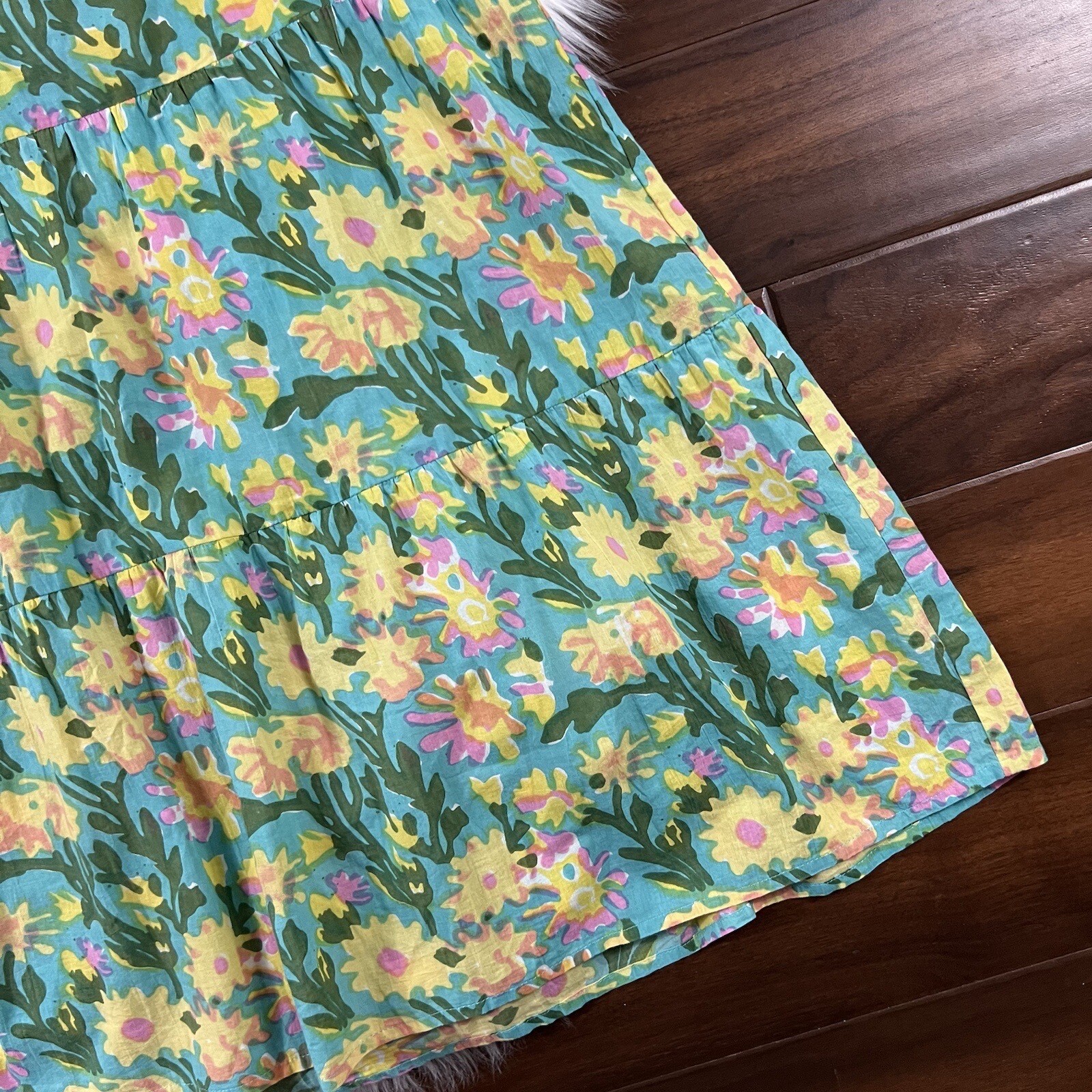 Fitzroy & Willa Size Small Floral Short Sleeve Cotton Dress