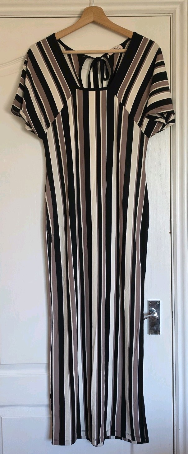 Badgley Mischka Angel Sleeve Tie Back Striped Jersey Dress, Taupe/Black, Size M