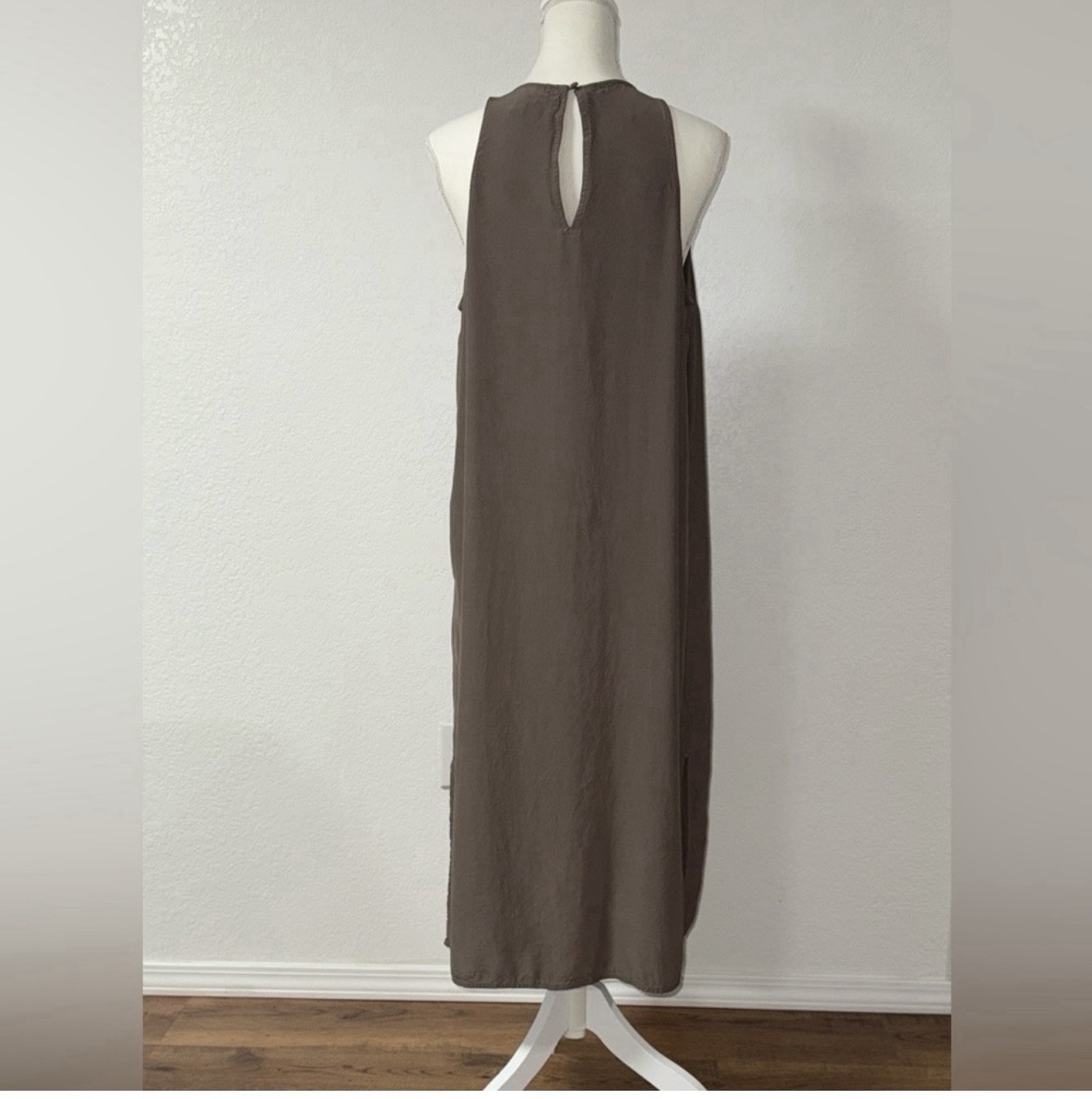 A New Day L Brown Solid Maxi Dress Long Round Neck Sleeveless Hook & Eye