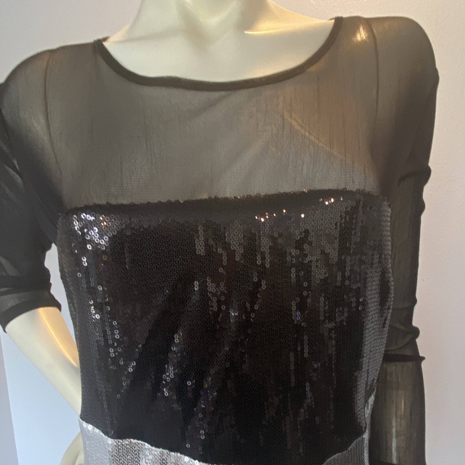Argenti Black Silver Sequin Mesh Sheer 3/4 Sleeve Sheath Knee Dress 8