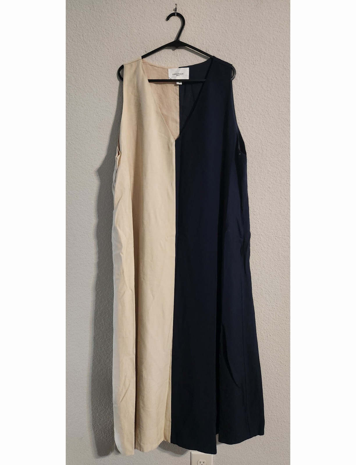 Pomander Place by Tuckernuck Tan & Navy Sallie Dress V-neck Midi A-line size XL