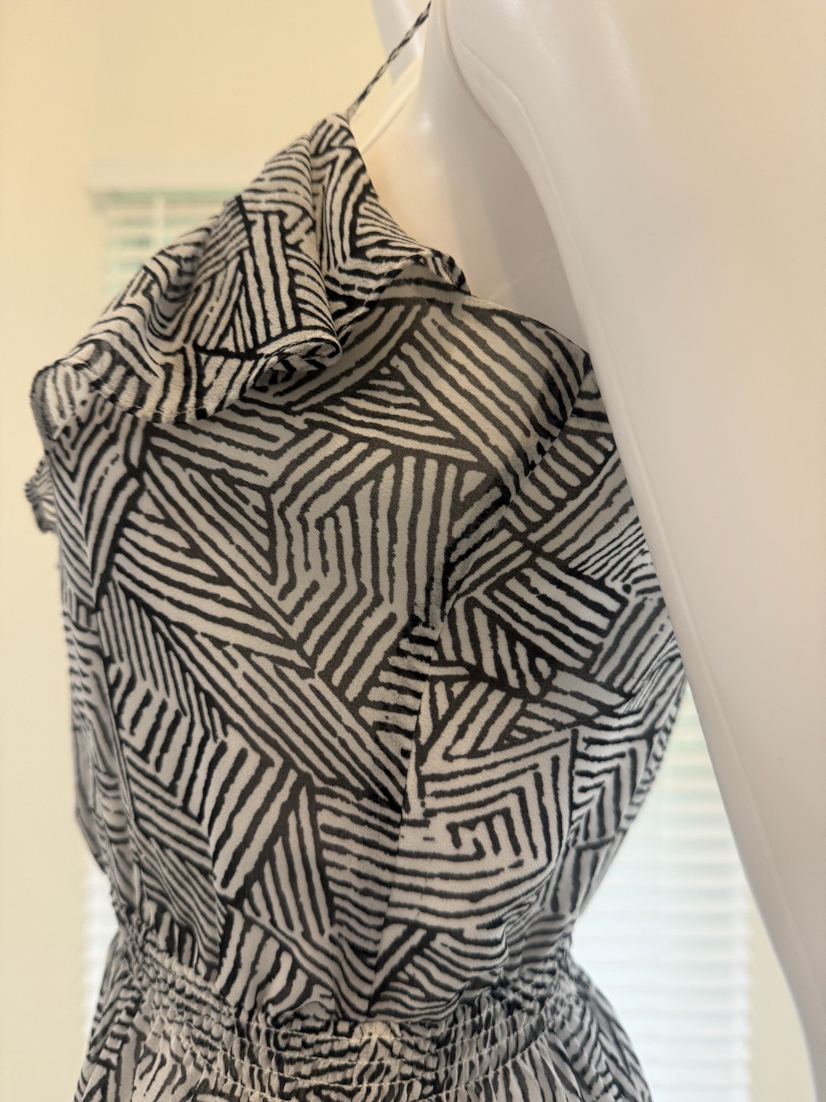 Moda International Geometric Print Ruffle Sundress in Black/White SizeXs