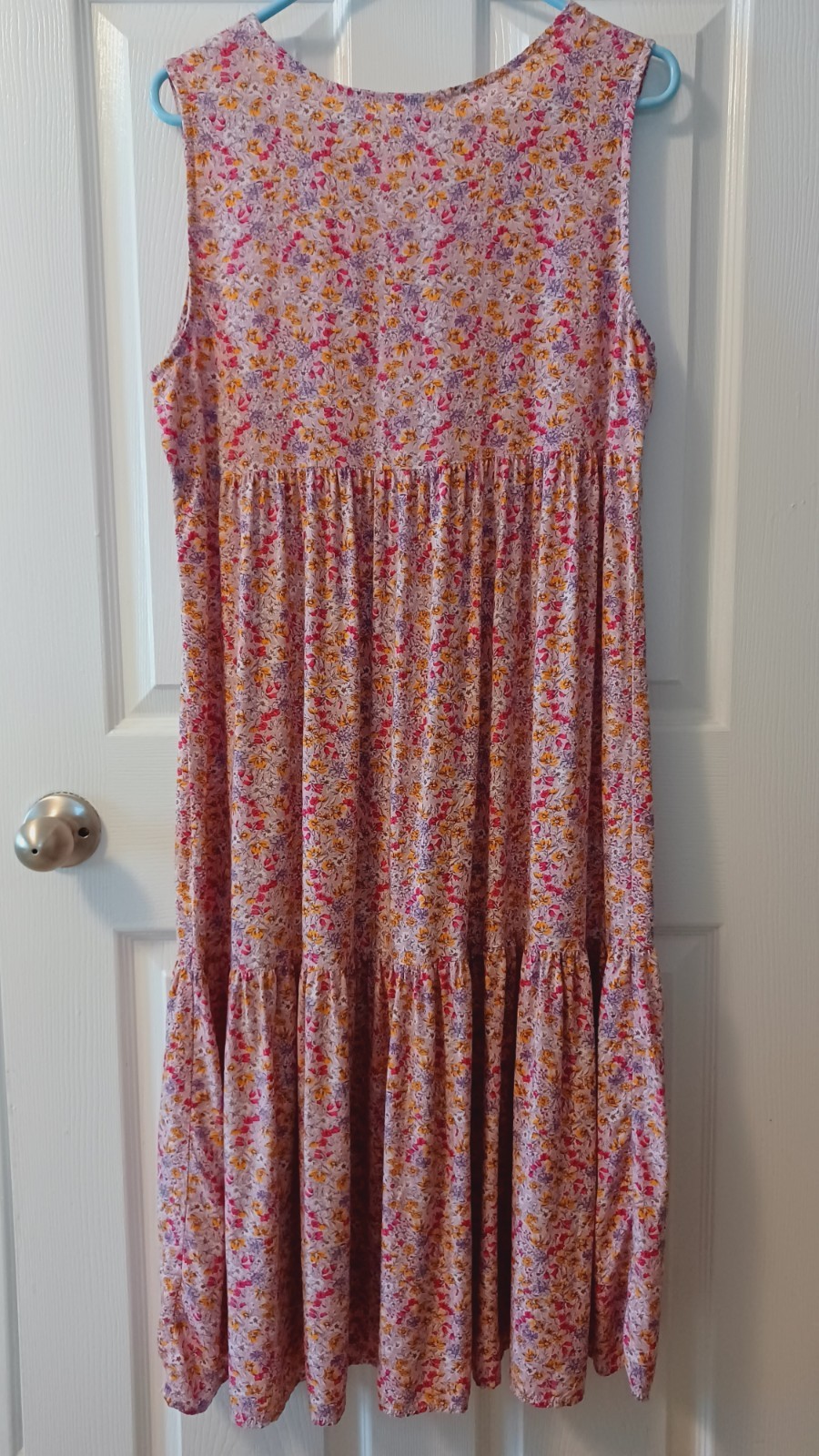 Beach Lunch Lounge Midi Dress Medium Floral Sleeveless Tiered Ruffle Sundress
