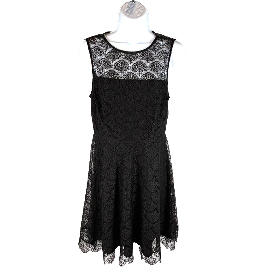 Kensie Black Lace Fit Flair Dress Sz 6 Lace Shoulders Keyhole Back Cocktail Chic
