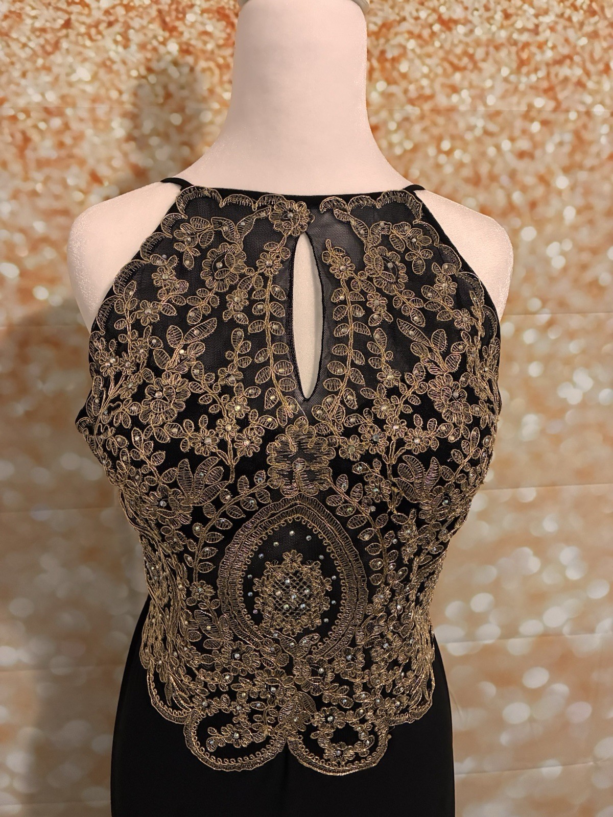 👗Elegant Black And Gold Dress Perfect For Any Occasion