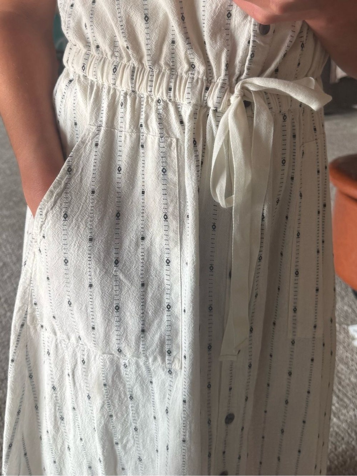 Casual Button-Front White Stripe Midi Dress with Tie Waist