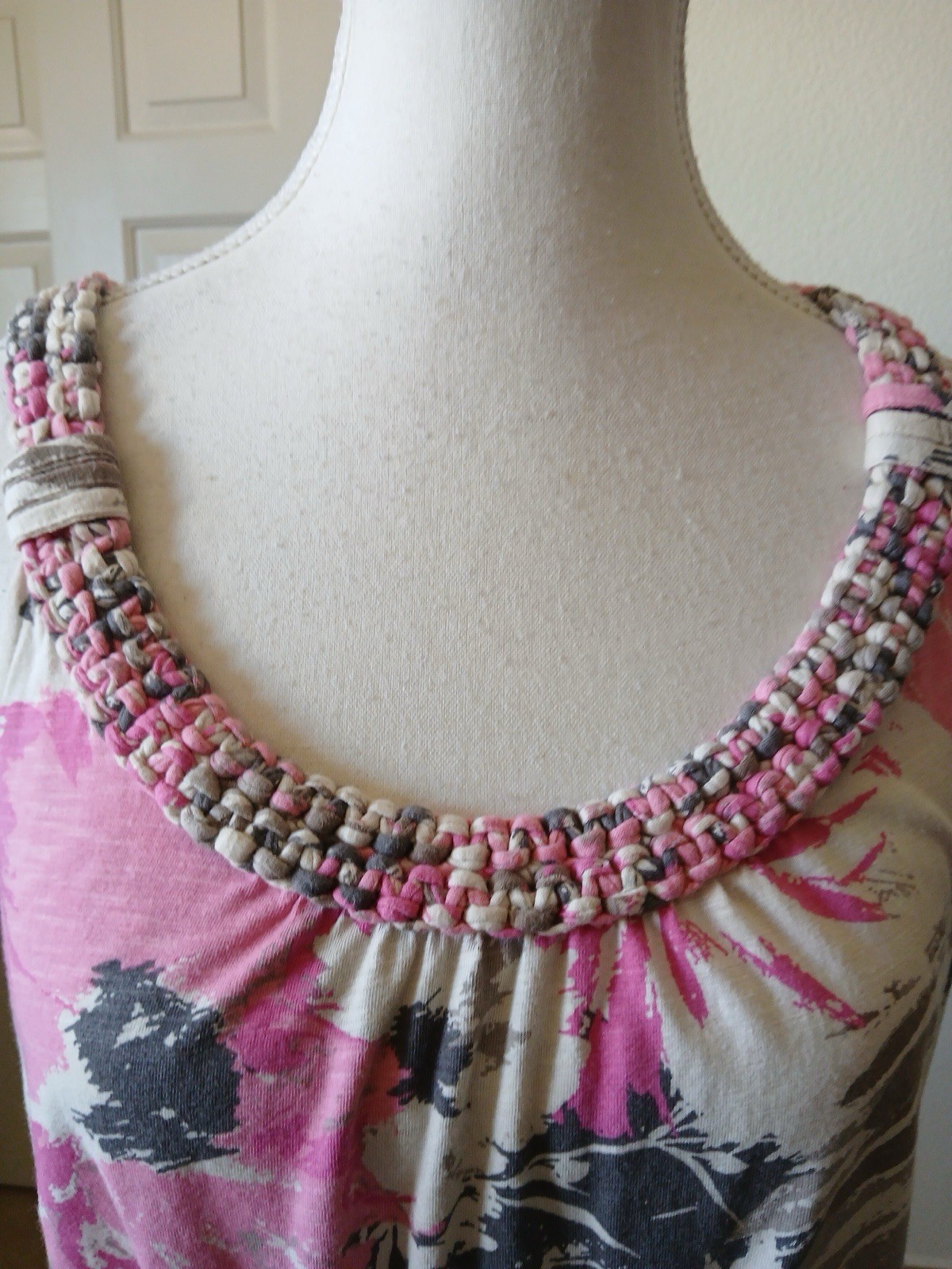 Sonoma Life + Style L Boho Floral Maxi Dress Pink Gray Sleeveless Summer Chic