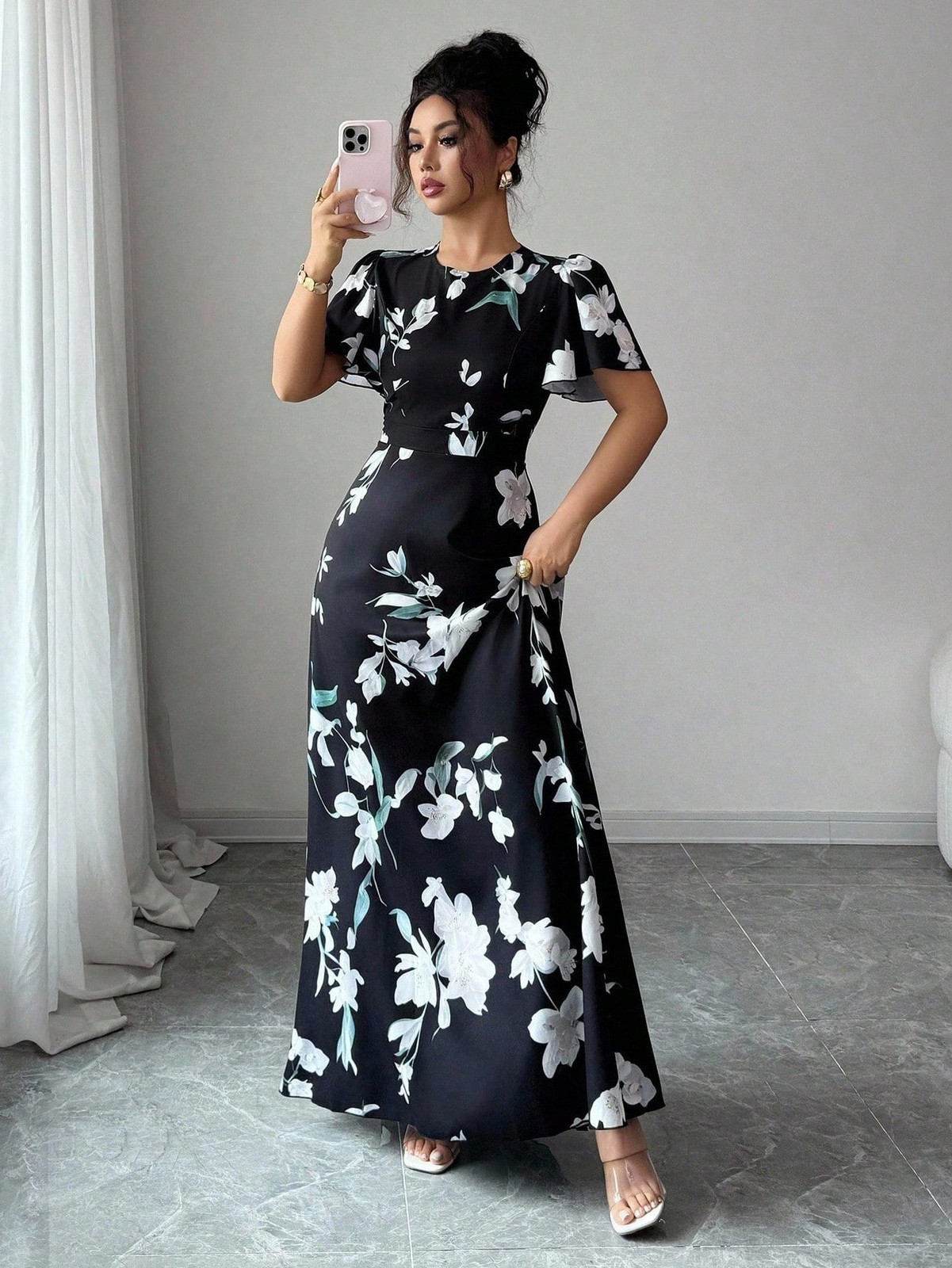 Ladies Elegant Ruffle Sleeve Round Neck Dress