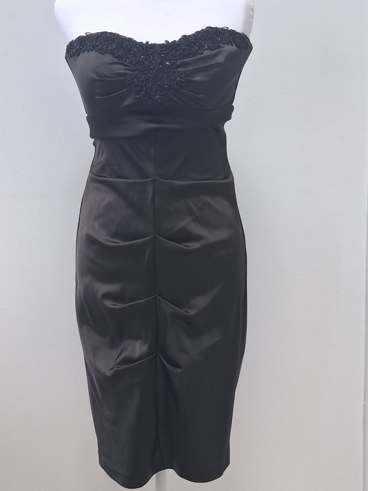 Xscape by Joanna Chen Black Satin Strapless Cocktail Dress Beaded Size 10