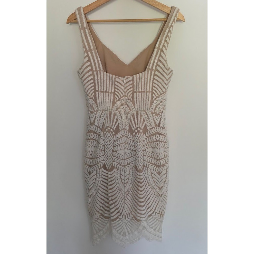Hello Molly White Lace Overlay Bodycon Mini Dress V Neck Sleeveless Size S US 4