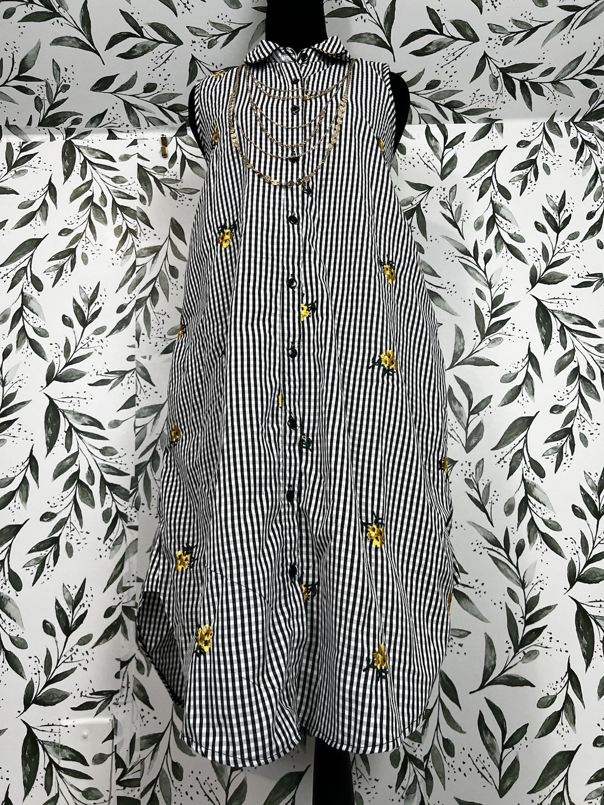 Mile Gabrielle Button Down Sunflower/Sundress Sz S Embroidery Summer Pockets