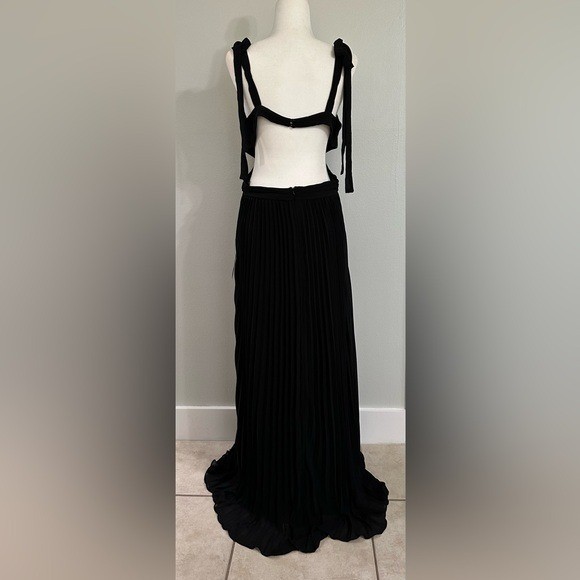 NWT Lulus Black Pleated Backless Maxi Dress – XL