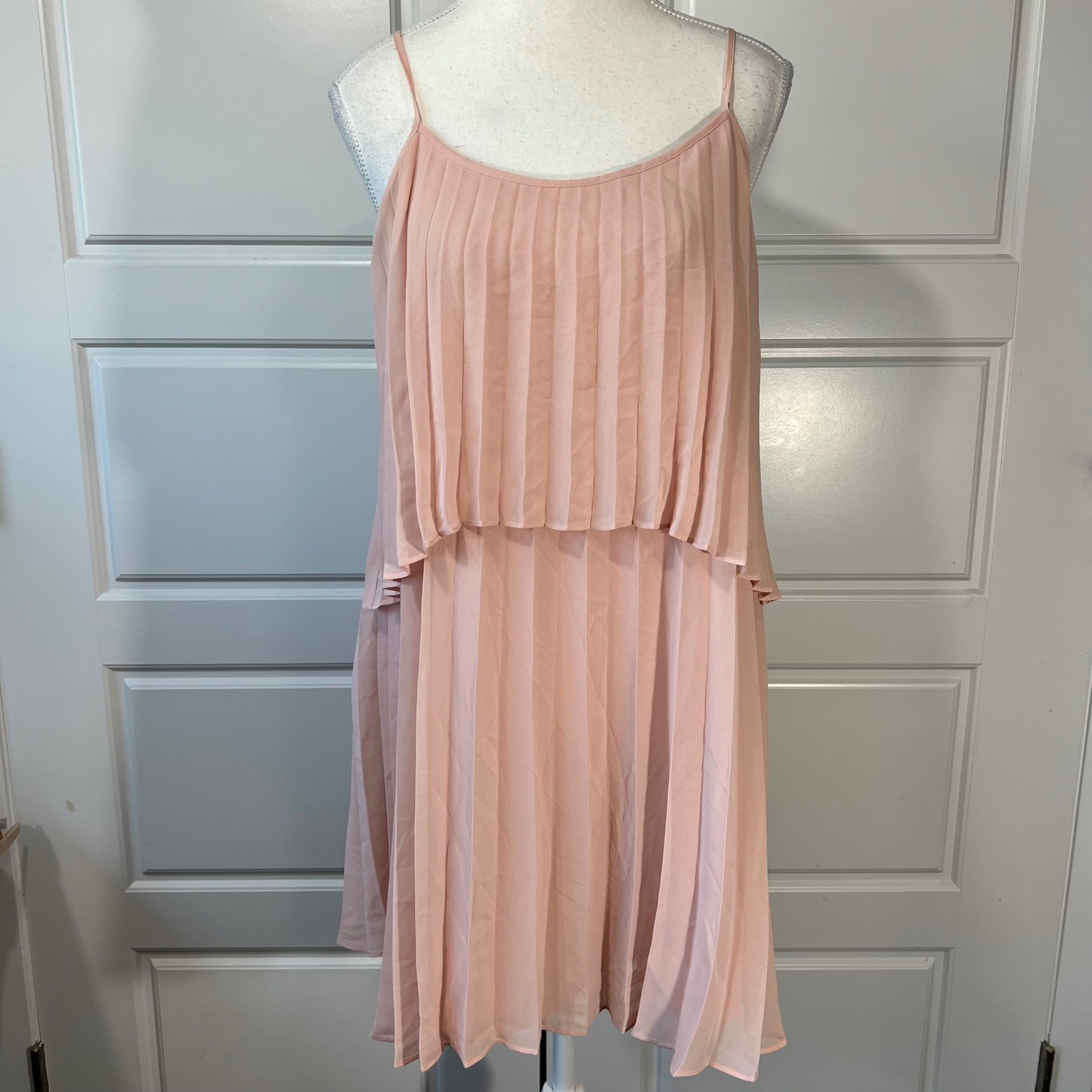 BCBGeneration Pleated Layered Dress Spaghetti Strap Rose Smoke Size S