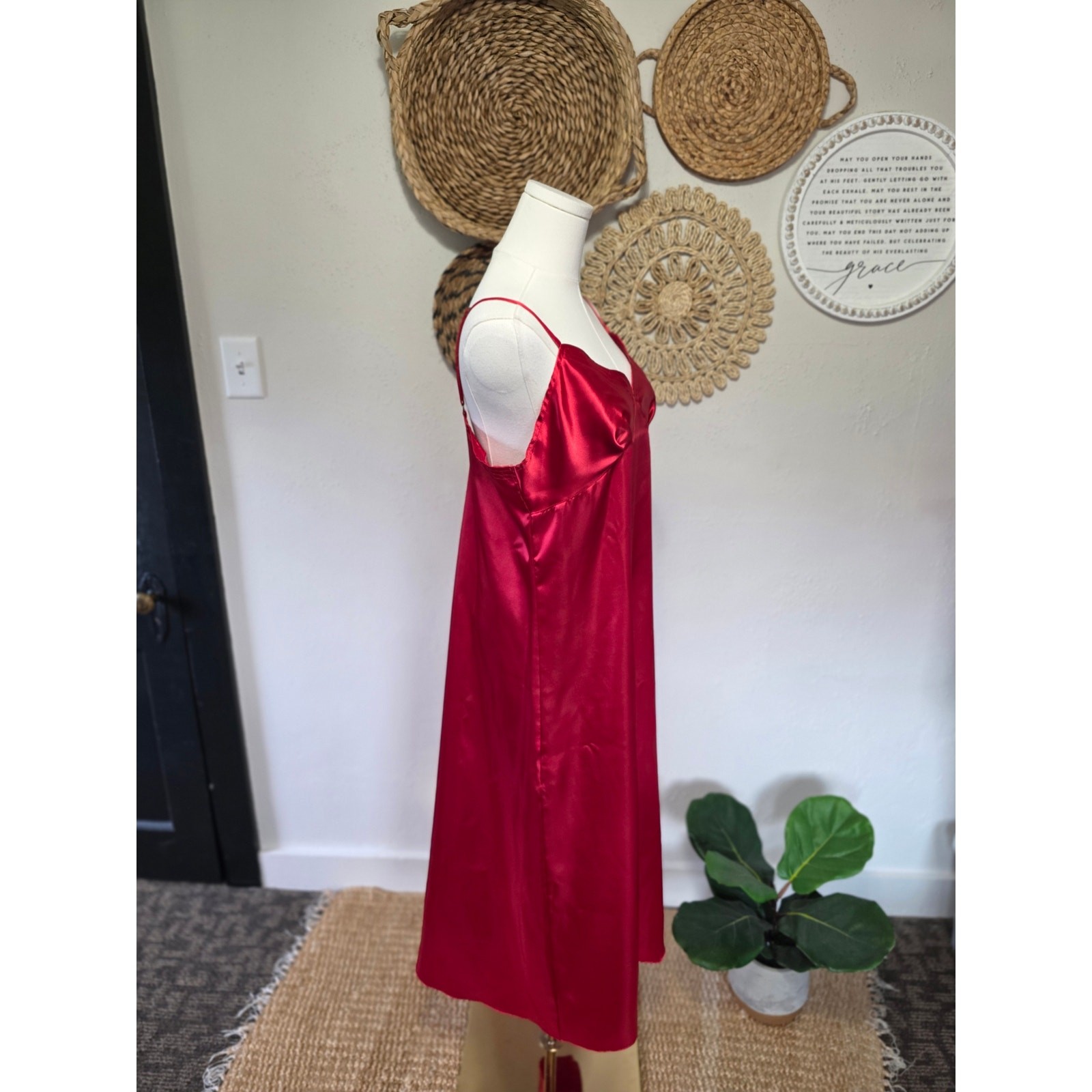Vintage Sleep Solutions Red Slip Maxi Dress Women M Scalloped Lingerie Nightgown
