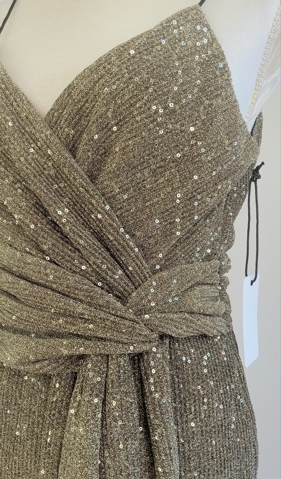 NWT Large SAYLOR Gold Ribbed & Sequins CYRIELLE Faux-Wrap TULIP Midi Event DRESS