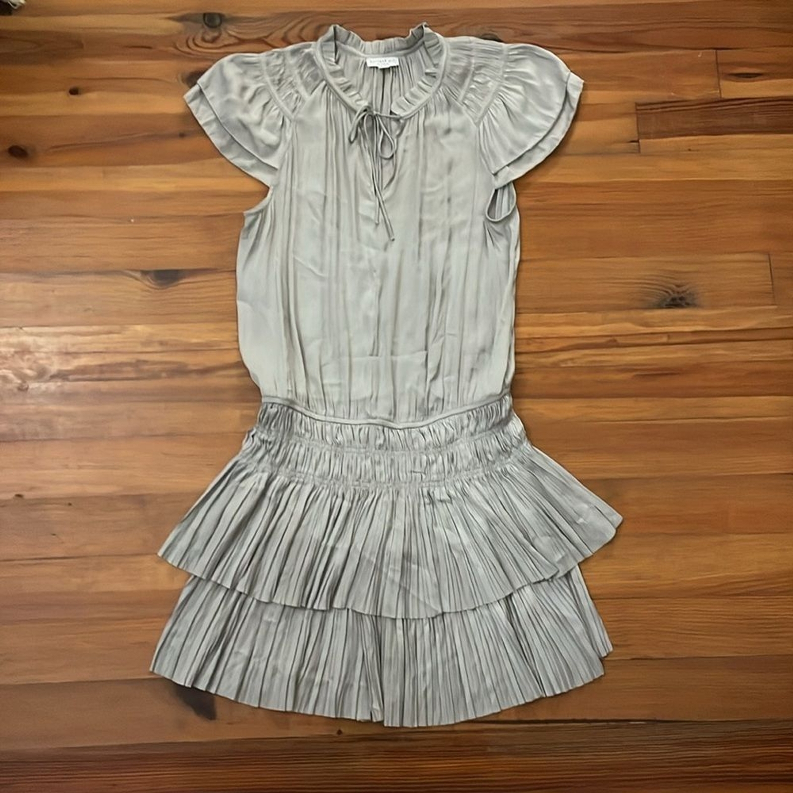 Current Air Gray Split Neck Flutter Sleeve Smocked Dress Womens Medium 1990261-1