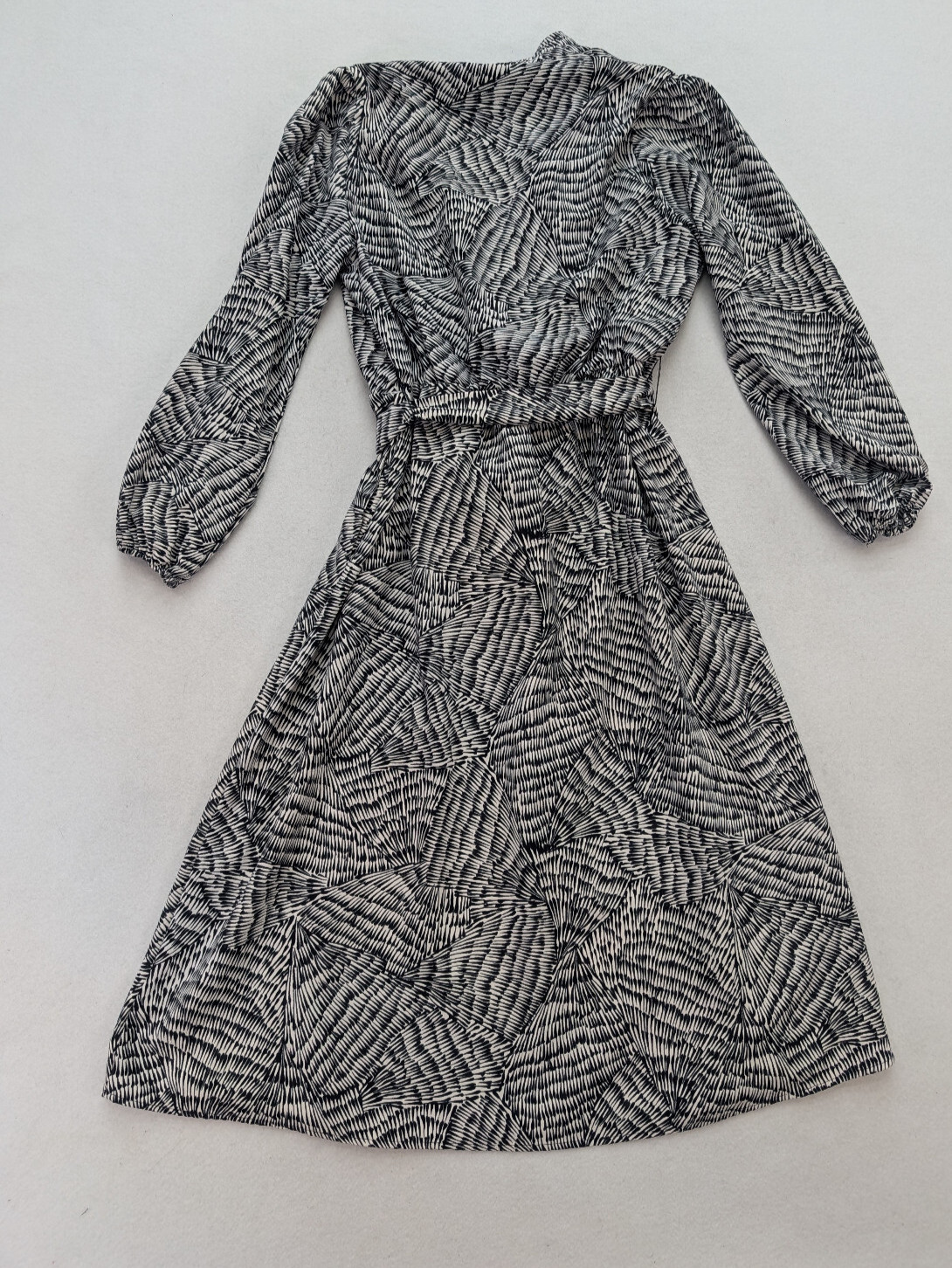 A New Day Women’s Dress Size M Black White Midi Belted Faux Wrap