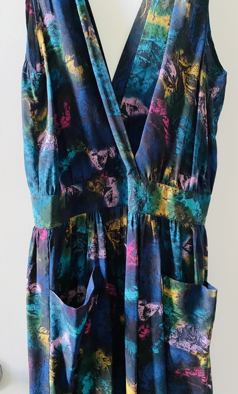 NO 6 STORE Back Button Silk V-neck Pocket Dress SIZE SMALL~ US 4 $525