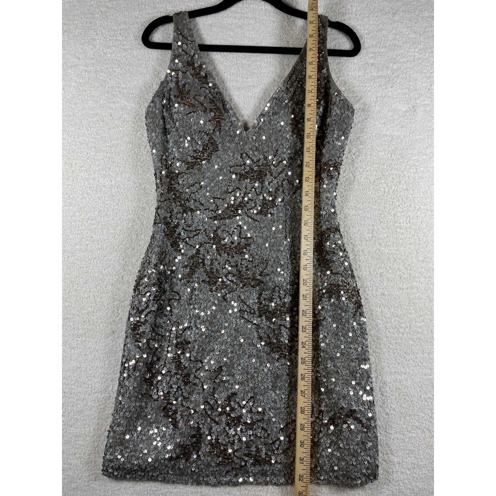 scala 100% silk sequin beaded mini cocktail dress 4 v-neck formal occasion party