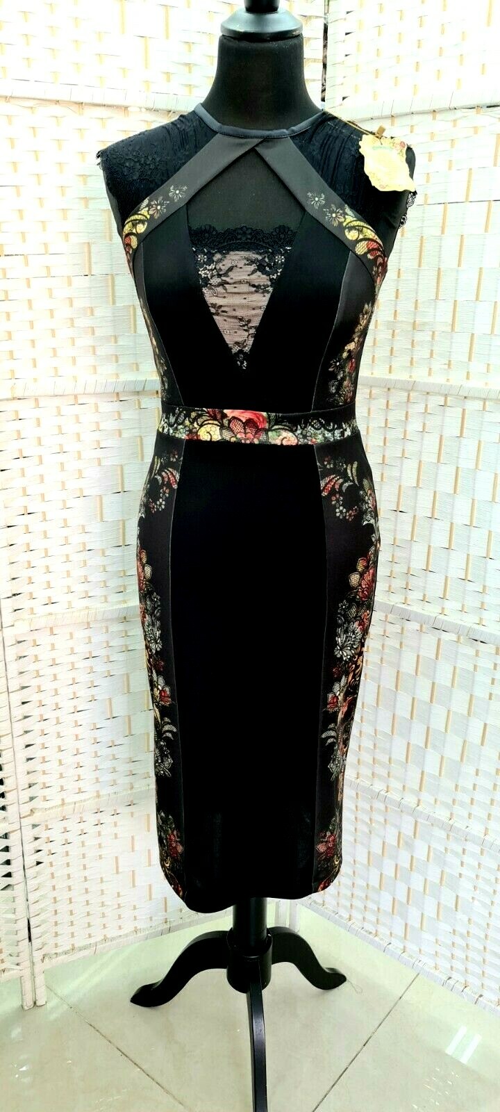 Michal Negrin Special Floral With Delicate Lace Dress NWT size – S – Israel