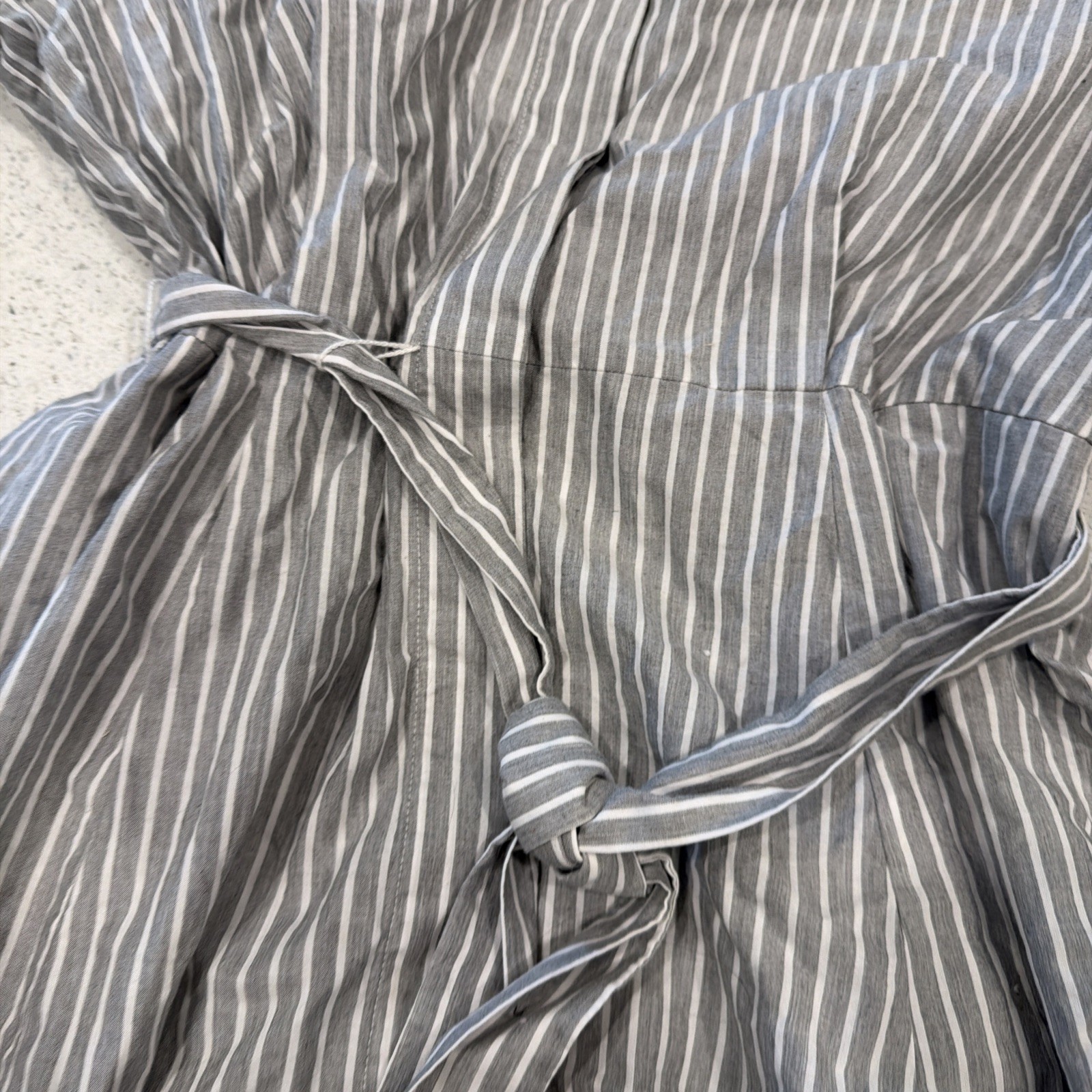 Calvin Klein Woman’s Size Medium Sun Dress Light