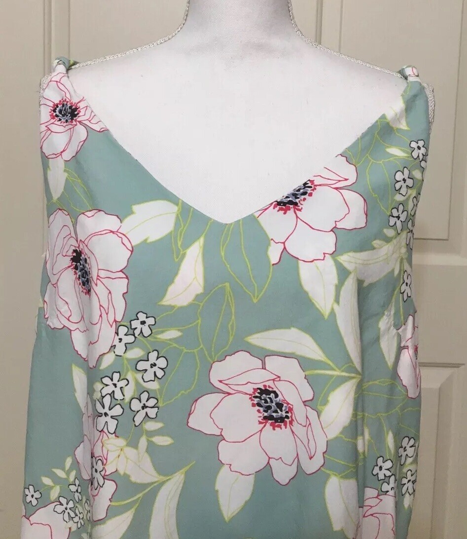 NWT Madison XL mint green floral v-neck sleeveless dress women’s