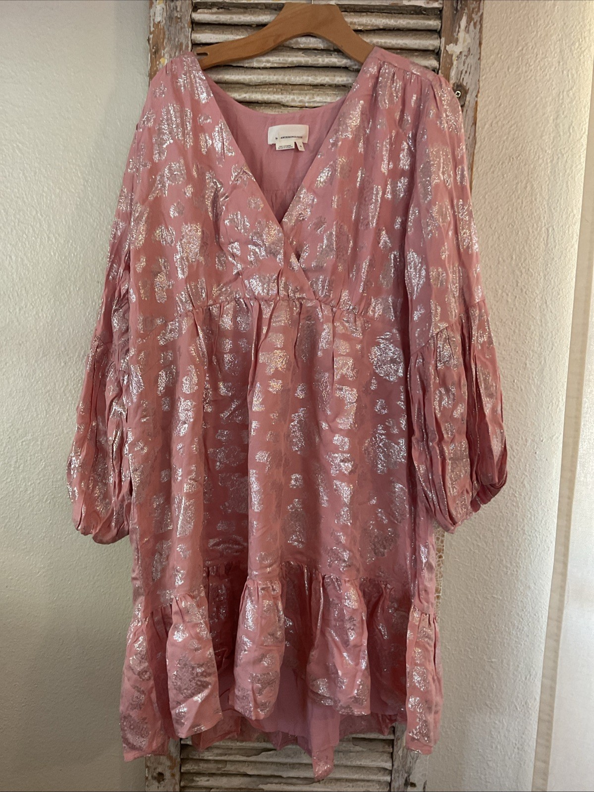 A4 Anthropologie Light Pink Silver Ruffle Balloon Sleeve Dress size XL