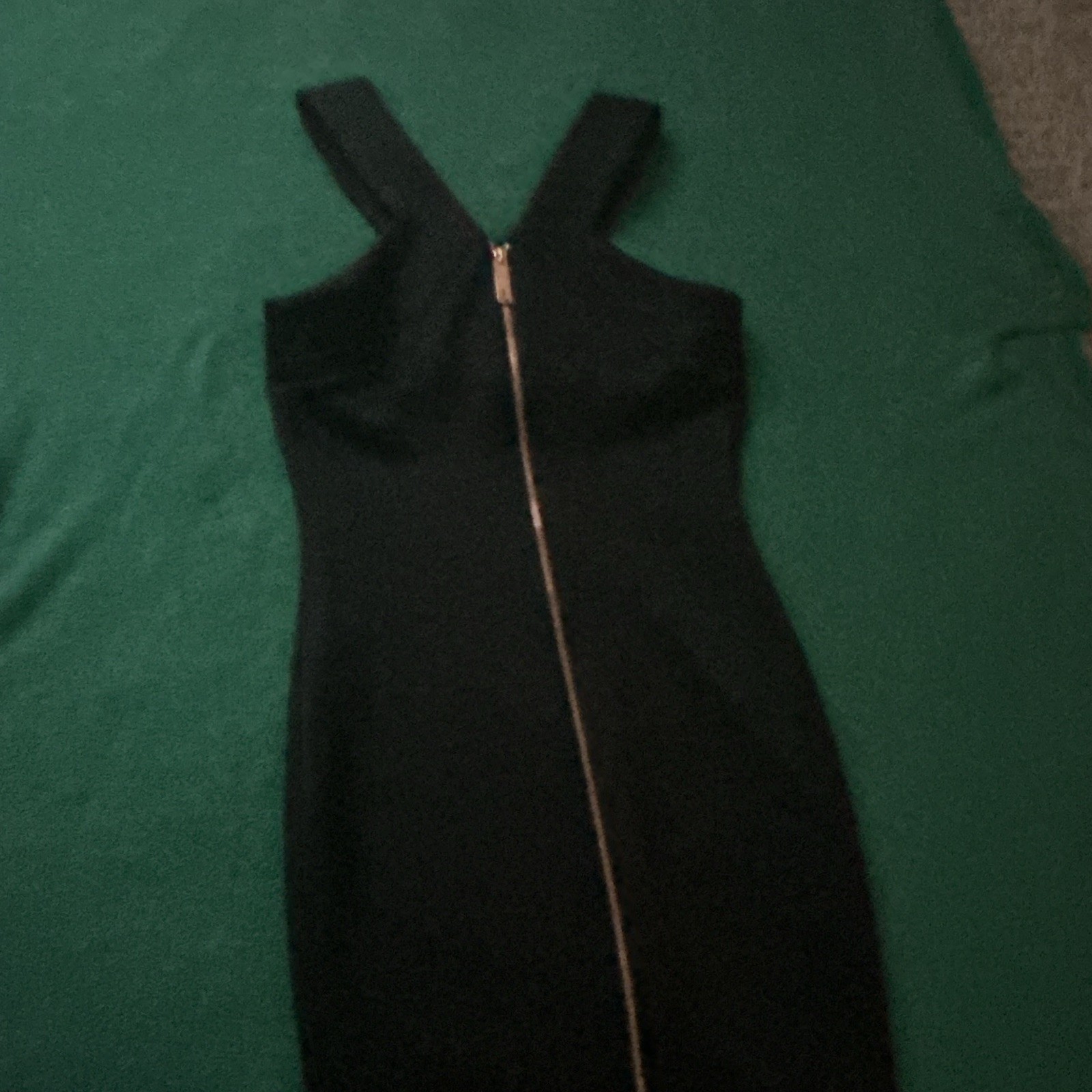 Bailey 44 Black Sheath Dress M Knee Length Sleeveless V-Neck Front Zip