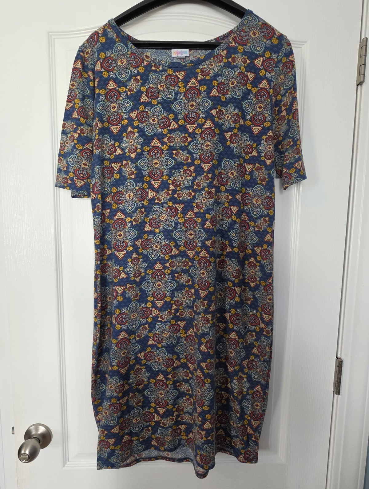 LuLaRoe Women’s T-Shirt Dress 2XL Blue Geometric Short Sleeve Julia Dress