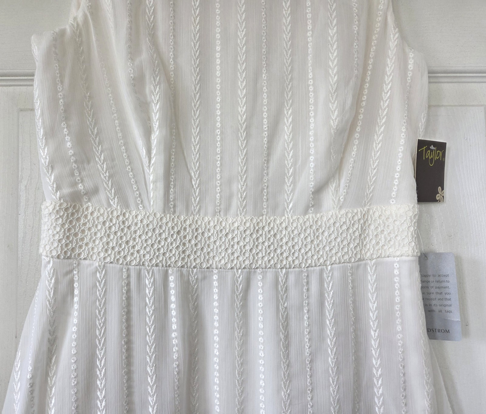 TAYLOR Ivory Embroidered Eyelet Maxi Dress Tiered Sleeveless Romantic Size 8 NWT