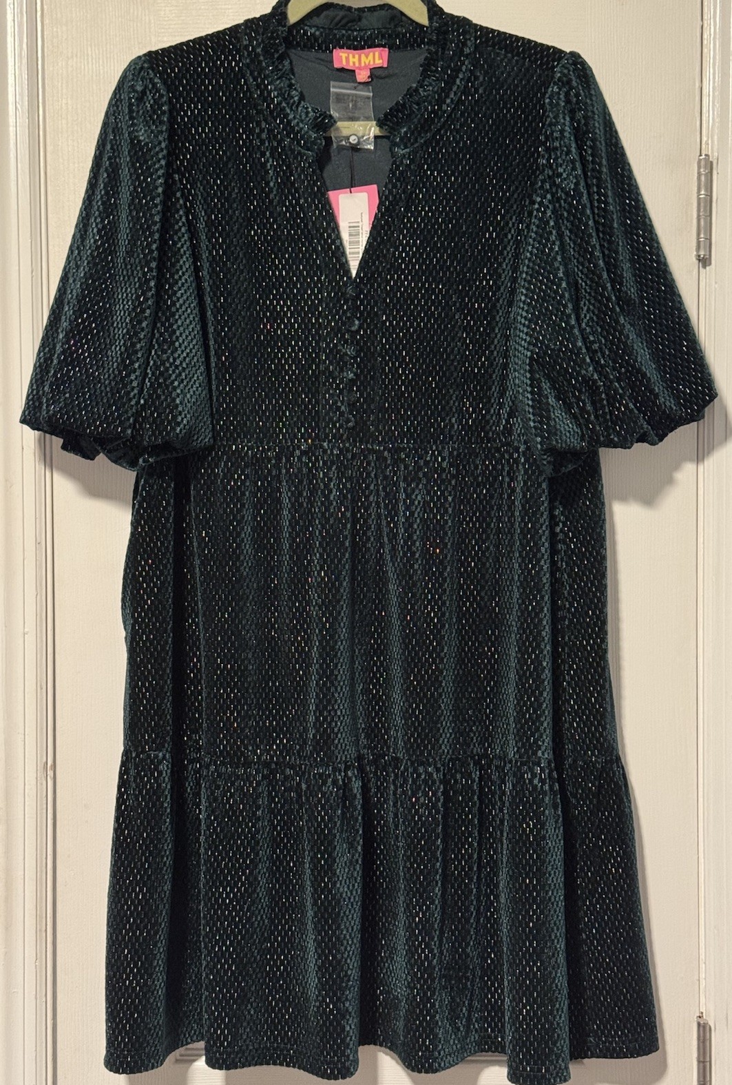 Gorgeous Textured Tinsel Velvet Hunter Green Tiered Mini Dress By THML – XL