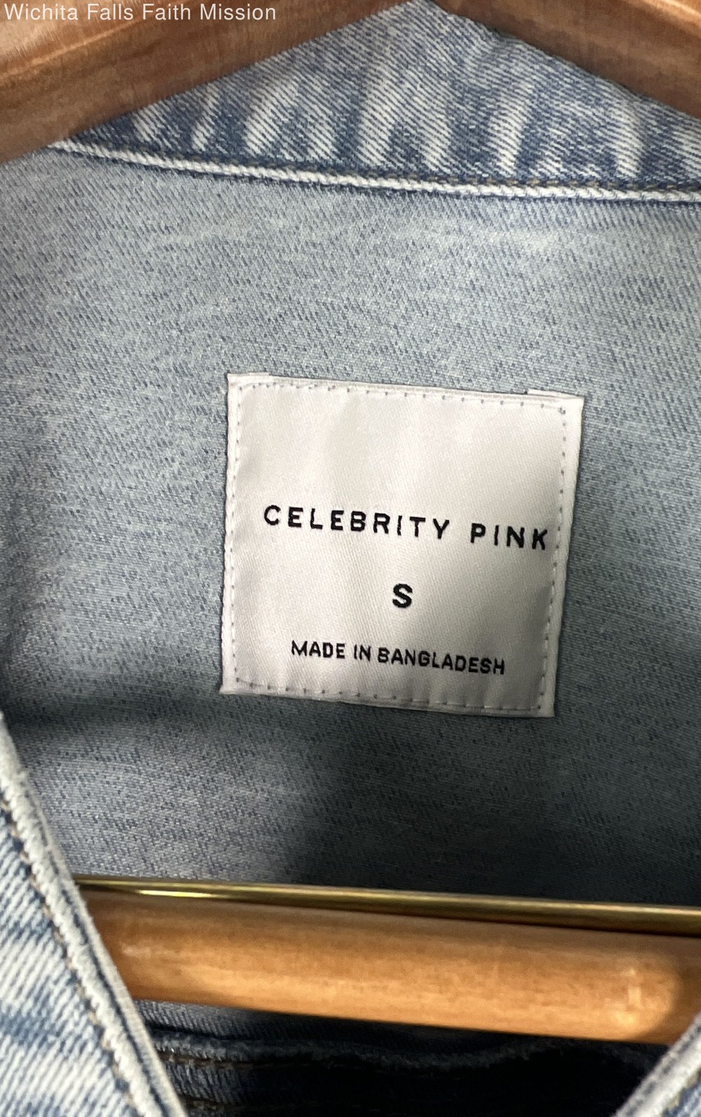 Celebrity Pink Women’s Light Wash Button Front Denim Mini Dress Size S