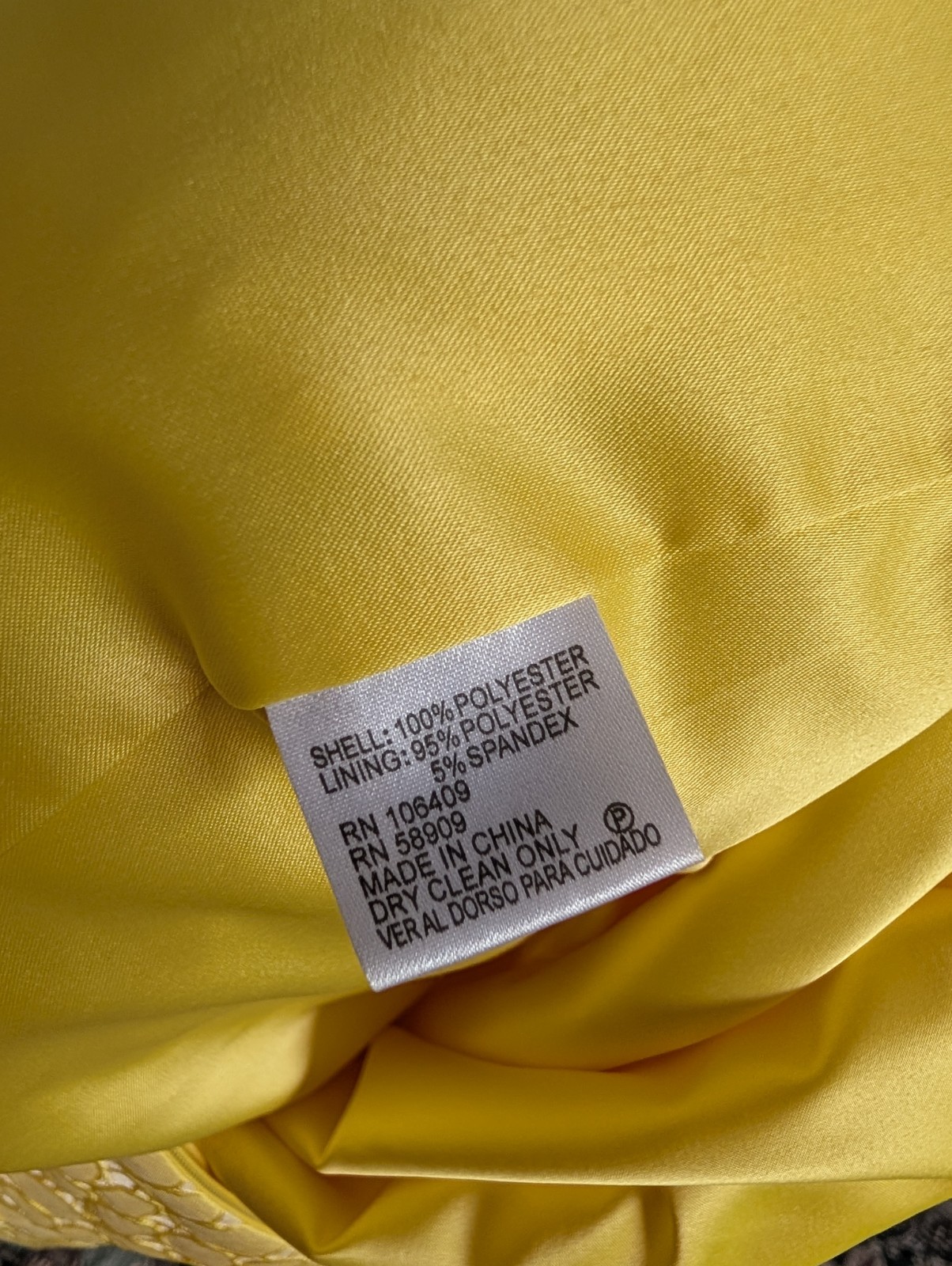 Katherine Kelly Yellow Classic 50’s Dress Scallop Perforated Sz 4 Dress