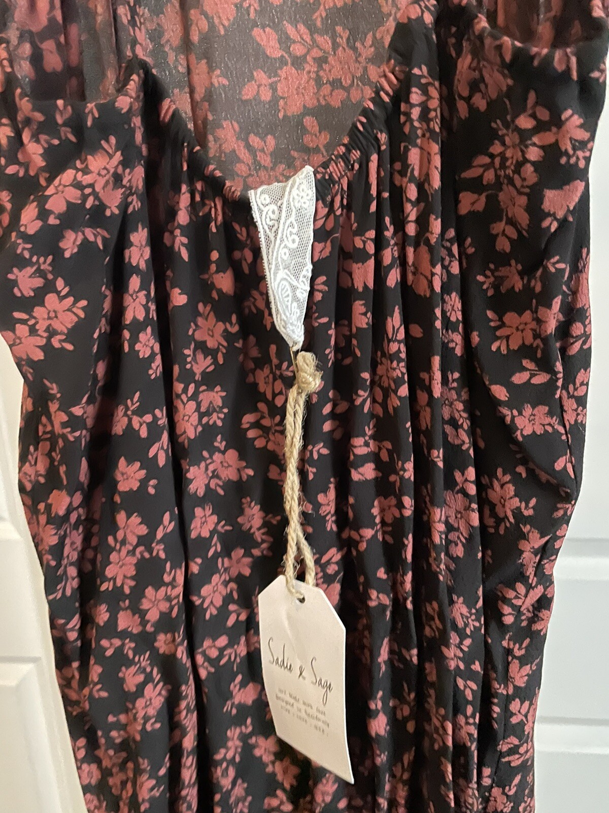 Sadie & Sage Dress Black And Rust Halter