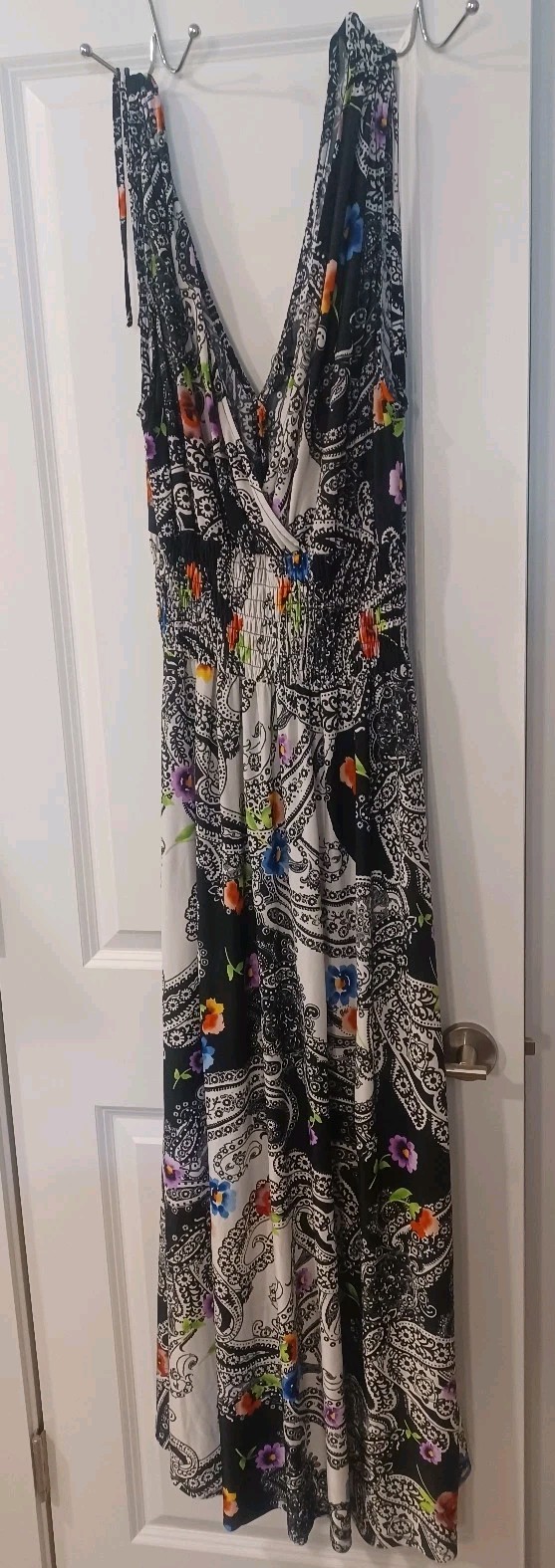 Maxi Dress No Labels 60″ Long From Shoulder Floral Paisley Graphics (See Pics)