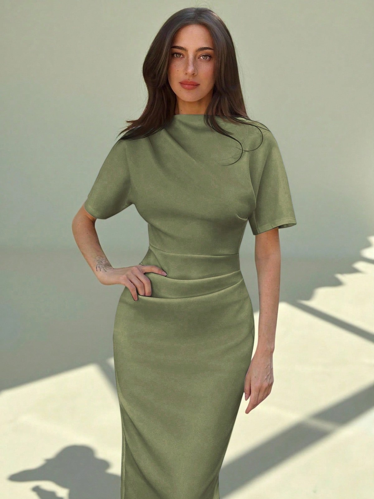 Ladies Elegant Round Neck Short Sleeve Maxi Dress