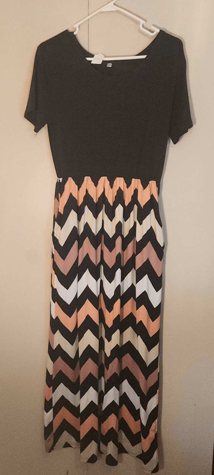 D46 Maxi dress w black bodice and orange white & black Chevron pattern shirt